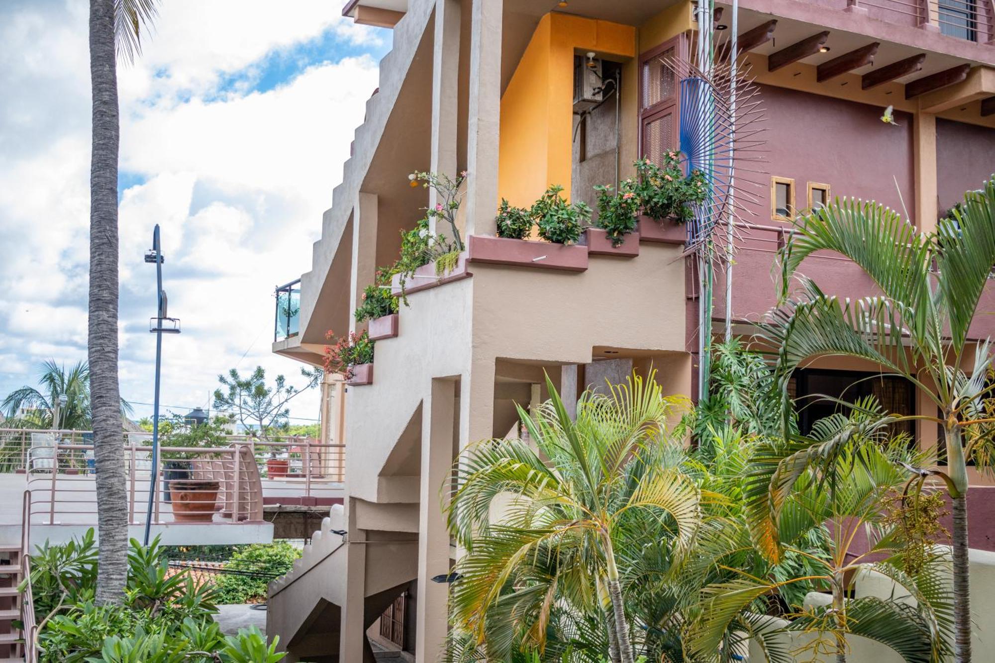 Hotel El Mirador 埃斯孔迪多港 外观 照片